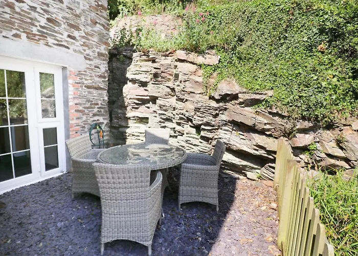 Idyllic Cottage Near Padstow
